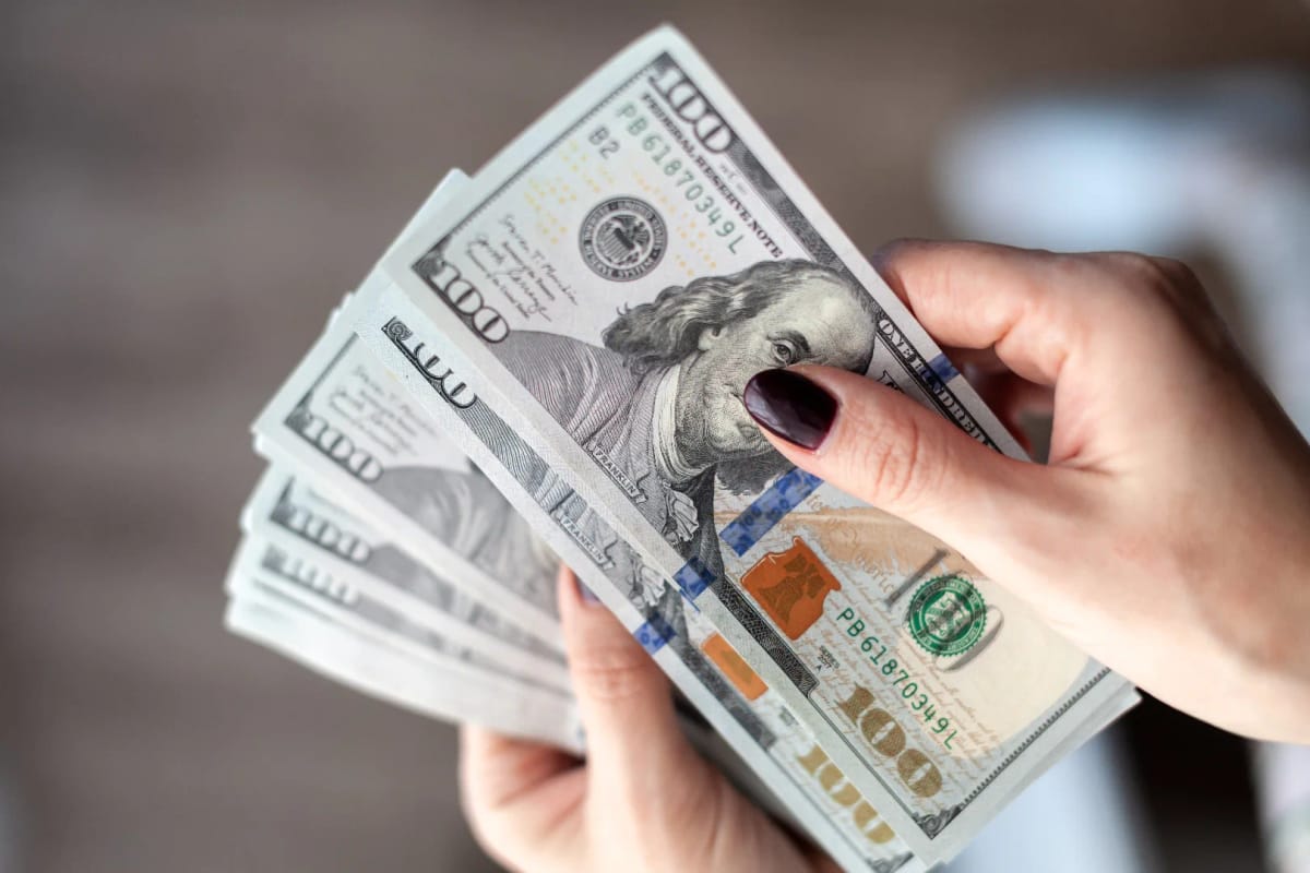Dólar a diciembre: José Guerra proyecta entre Bs. 1.200 y 1.350