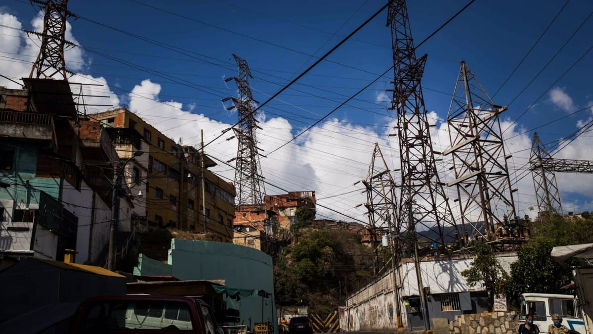 Fábricas sin luz: Cavidea pide abrir la ley energética al capital privado